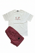 Set rouge fond blanc