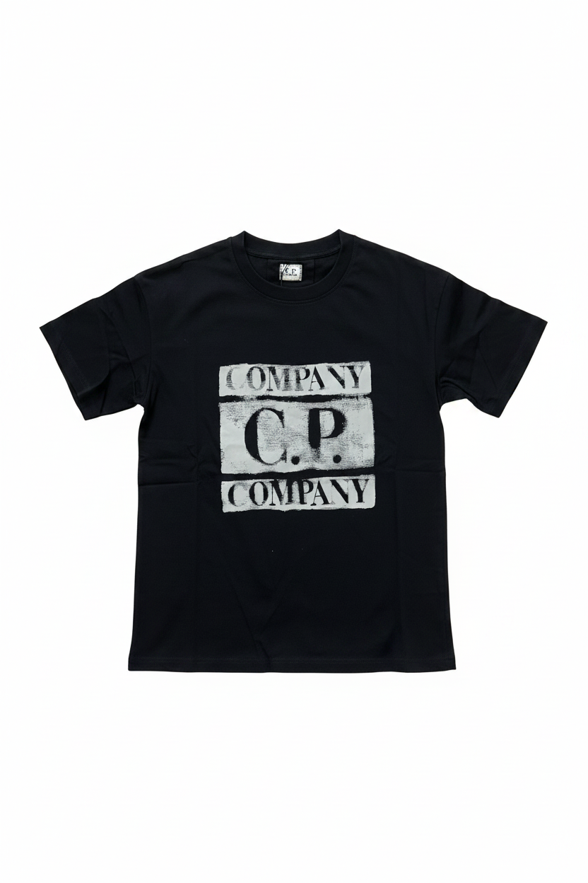 T-shirt noir C.P. Company fond blanc